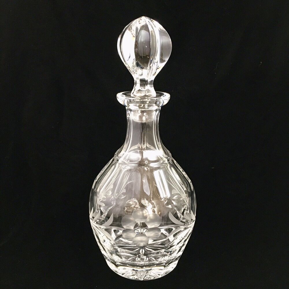 Gorham Crystal Wine Decanter 11” Tall “Spring Meadow” Clear
